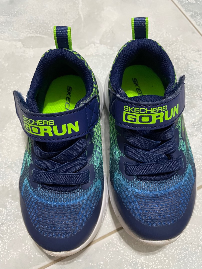 sketchers boys shoes