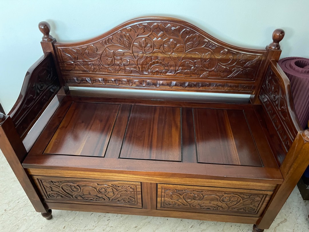 solid_wood_storage_bench_1667120517_782bf72d.jpg