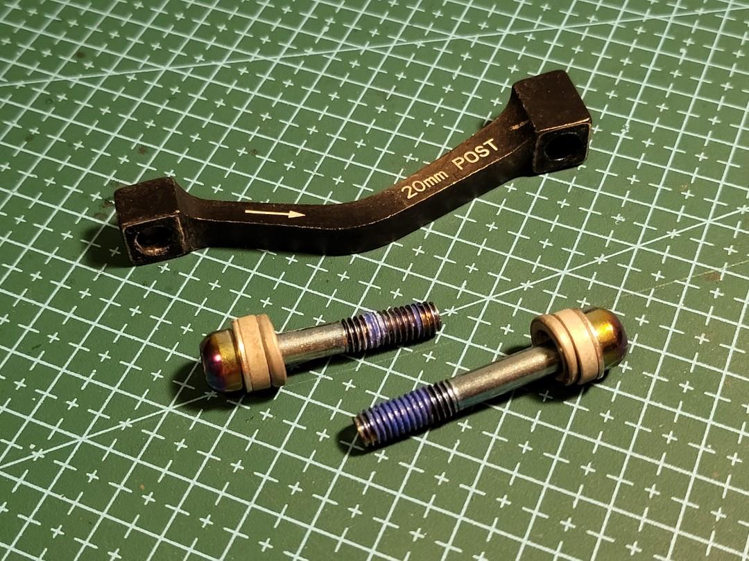 SRAM 20mm Post Mount Brake Adaptor, Sports Equipment, Bicycles & Parts
