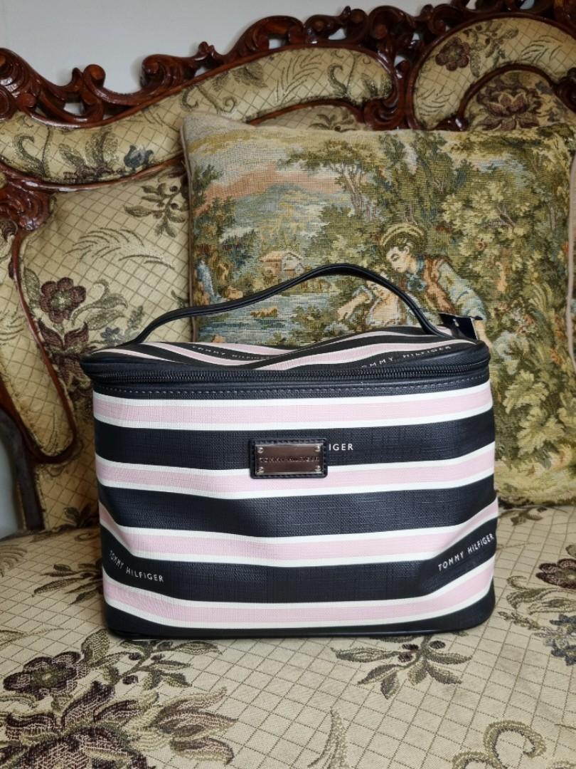 Cosmetic bag tommy hilfiger new arrivals