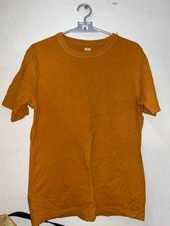 Uniqlo 素踢 薑黃 m