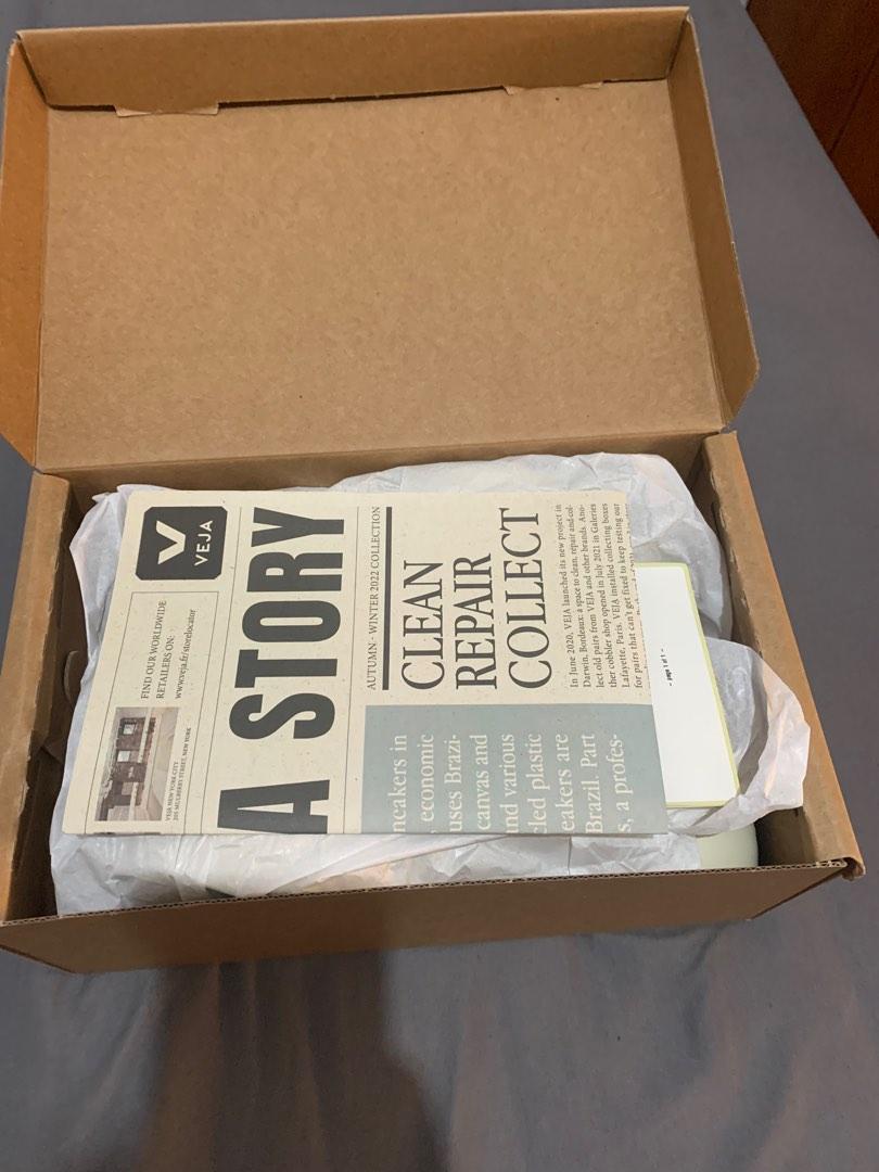 VEJA BRAND NEW, Women's Fashion, Footwear, Sneakers on Carousell