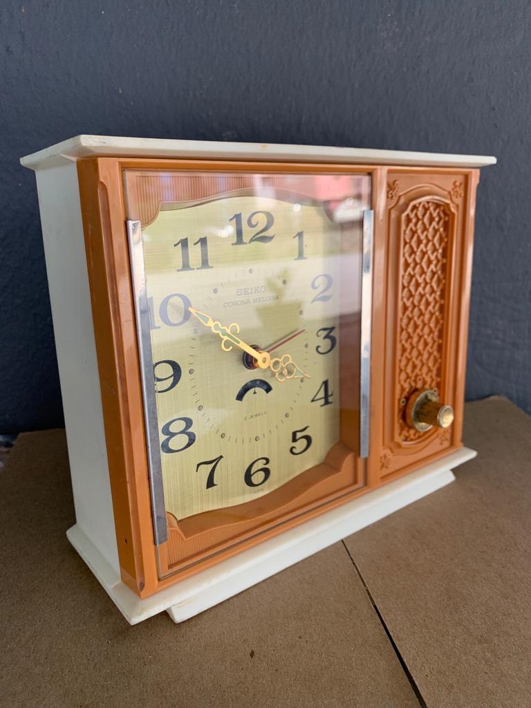 Vintage Clock Seiko Melody, Furniture & Home Living, Home Decor, Clocks on  Carousell