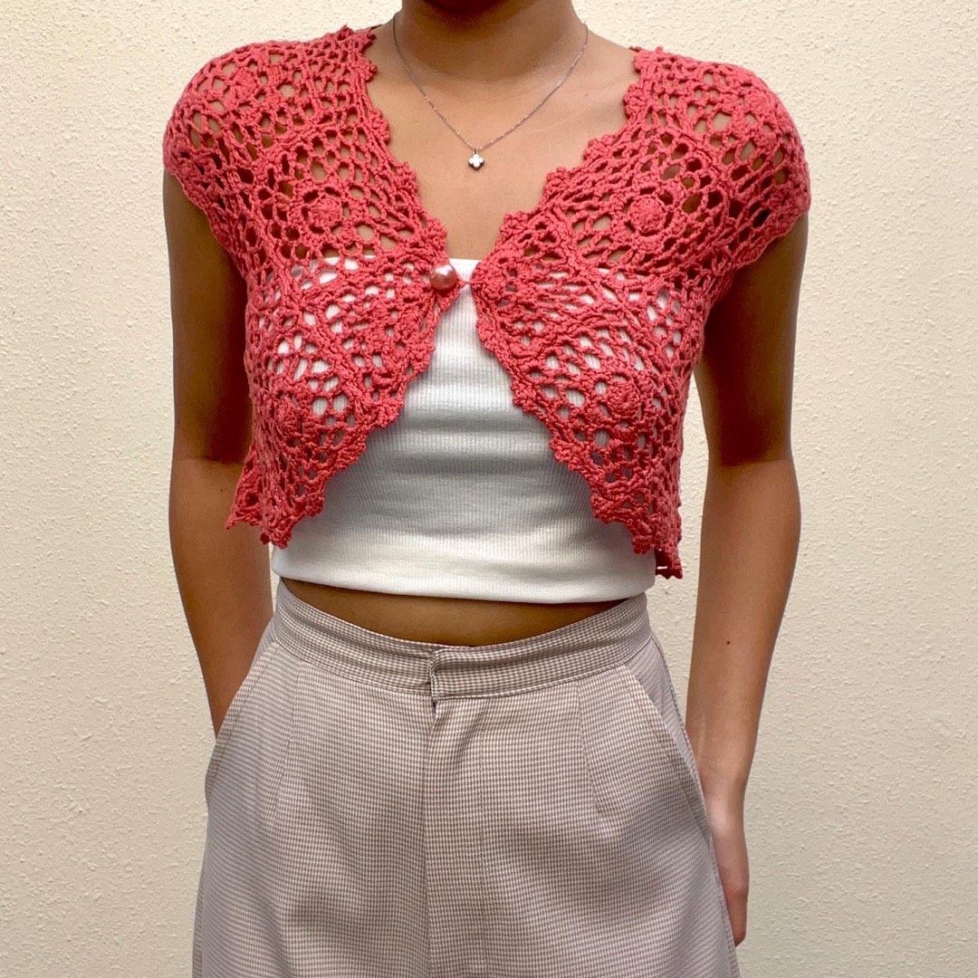 Vintage pink crochet crop top