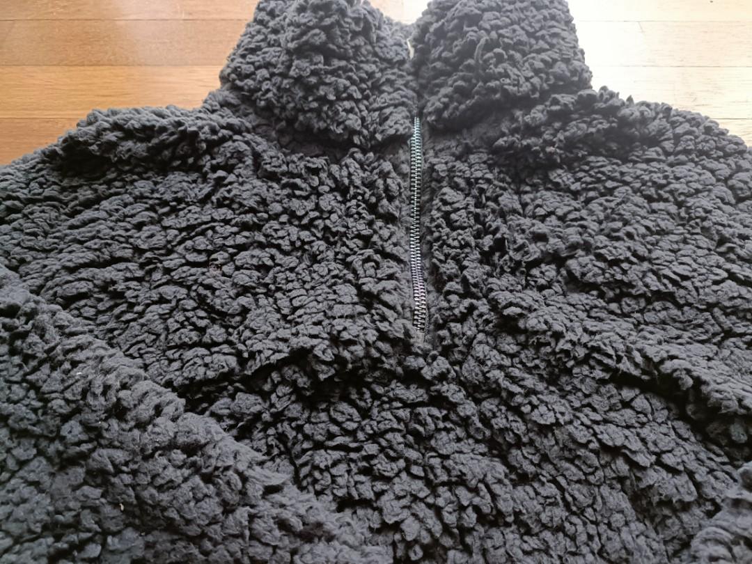 Wool jacket (Category: Coats, Jackets and Outerwear) located in Georgetown. Submitted by rachealpsy (Listing ID 1193644665, Image 3). Description: suitable for cold weather on highlands.