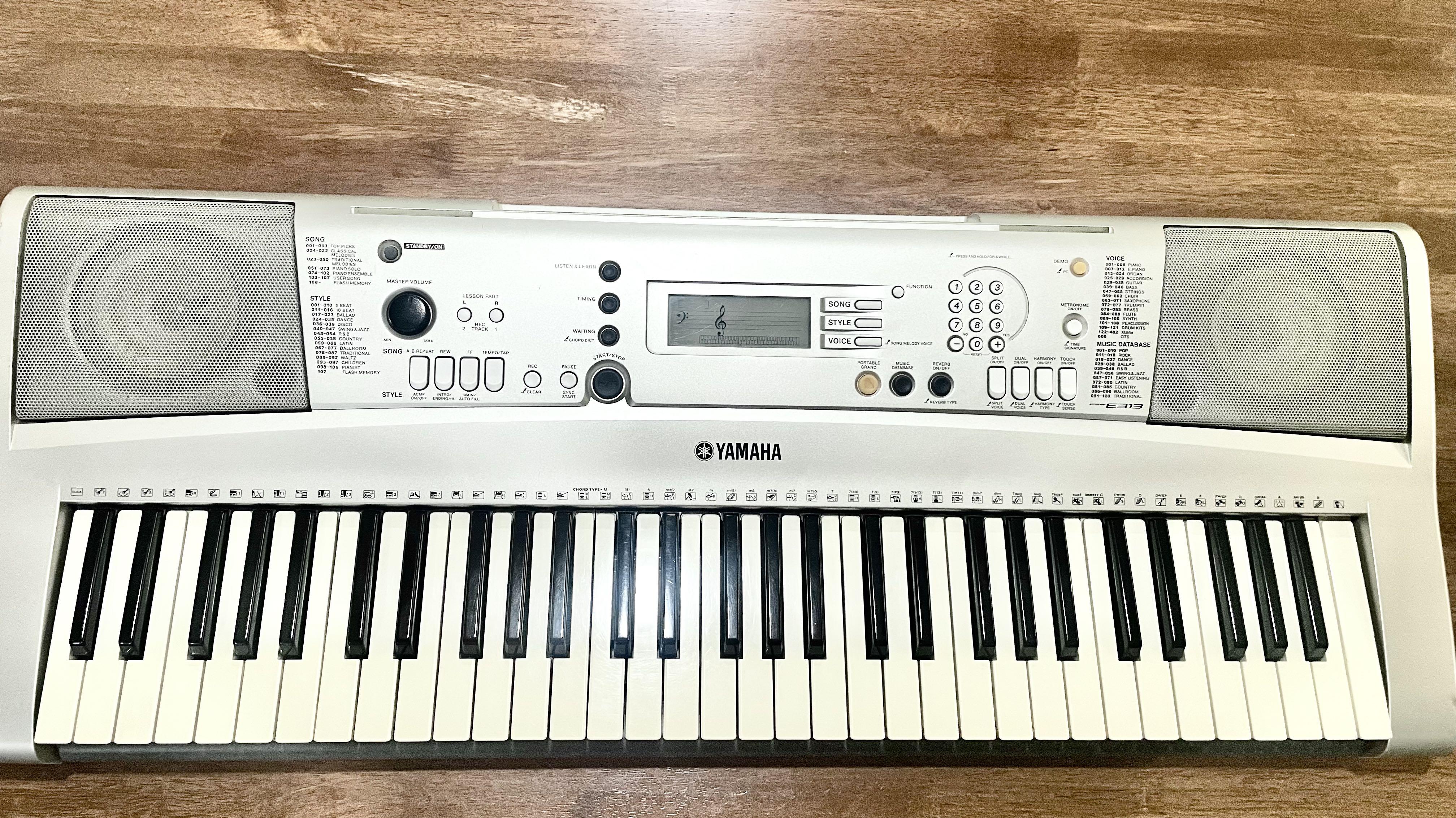 yamaha-keyboard-psr-e313-hobbies-toys-music-media-musical