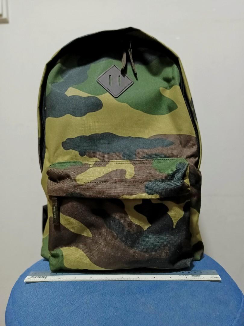 Backpack (Category: Backpacks) located in Singapore. Submitted by green62 (Listing ID 1190339560, Image 8). Description: Bought a few backpacks for children. Brand new. Very good & new condition. Height 40cm Width 30cm Depth. 16cm + 4cm front pouch please allow 1-2cm error in measurements Self collect at my place in Bishan..