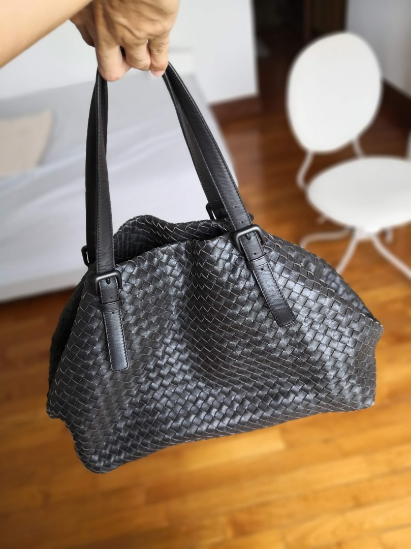 Bottega Veneta large Cabat shopping bag in brown braided leather