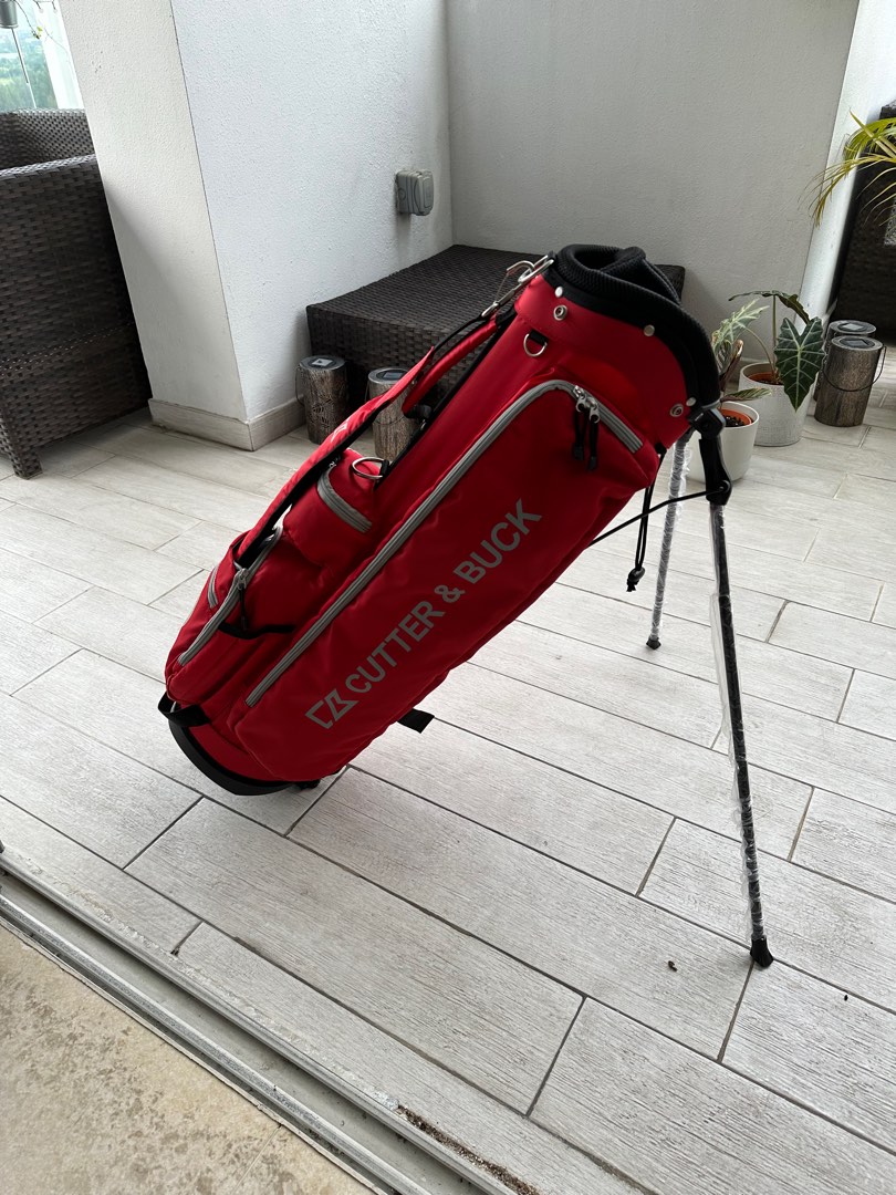 Brand new super light Golf Bag, Sports Equipment, Sports & Games, Golf