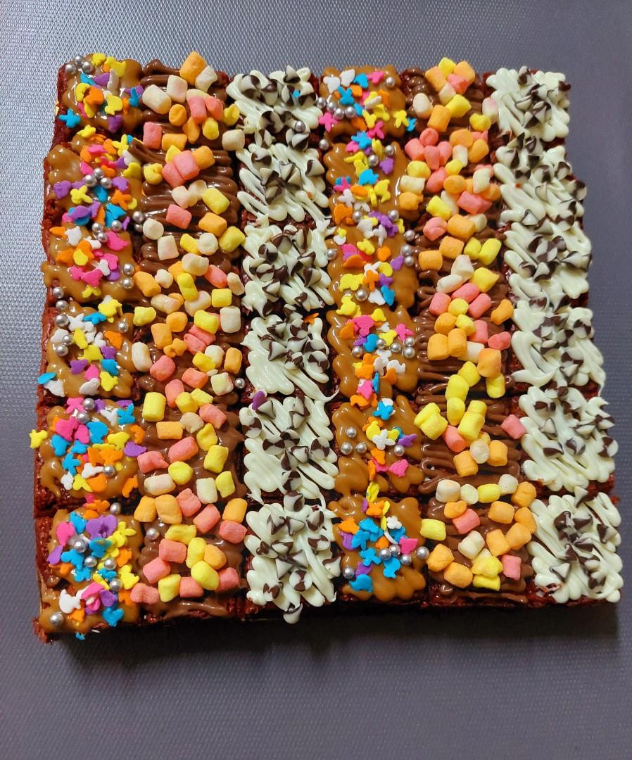 Brownie (Halal), Food & Drinks, Homemade Bakes on Carousell