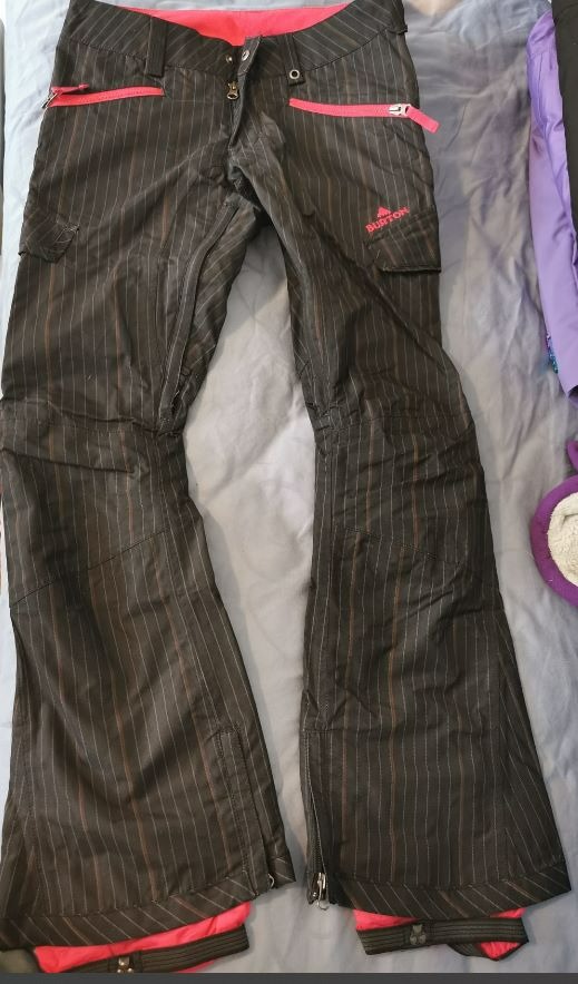 Burton rn 87380 ca 26902 pants top