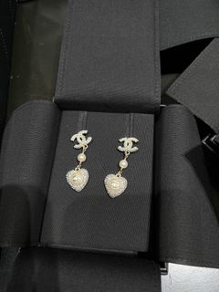 （分類：）位於 。 由 chaneldiorlover 提交（商品編號 1193852569，圖片 1）。簡介： 。