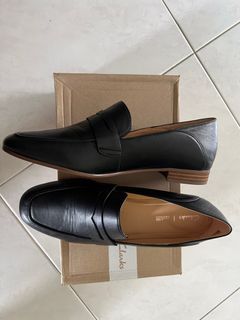 Clarks 41 For Sale Heels Carousell Singapore