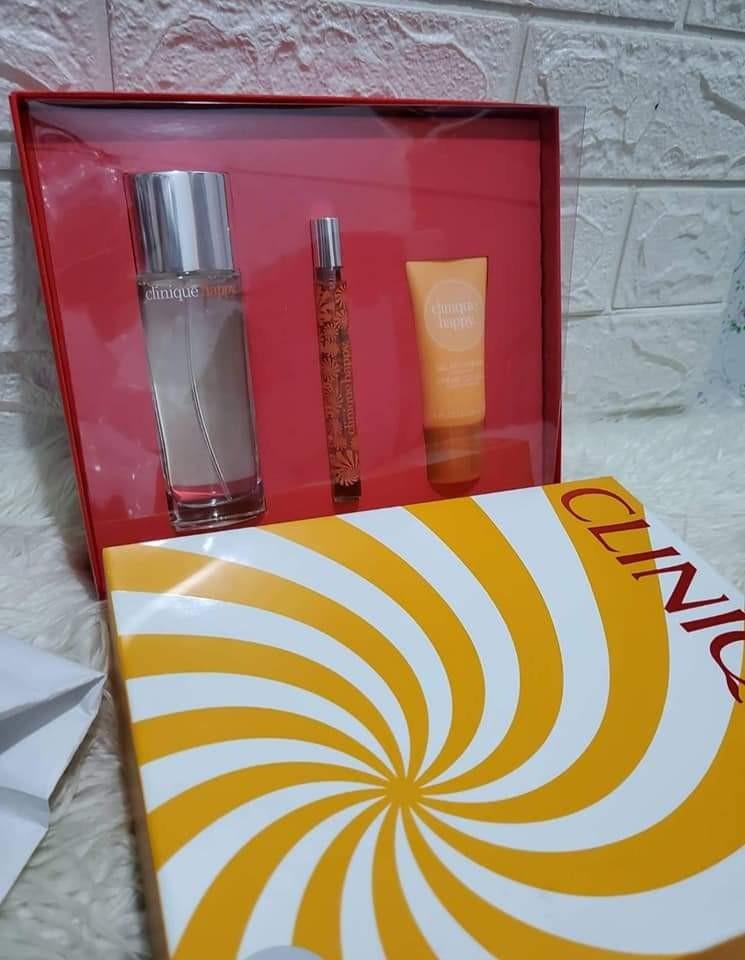 Clinique Wear It and Be Happy Set