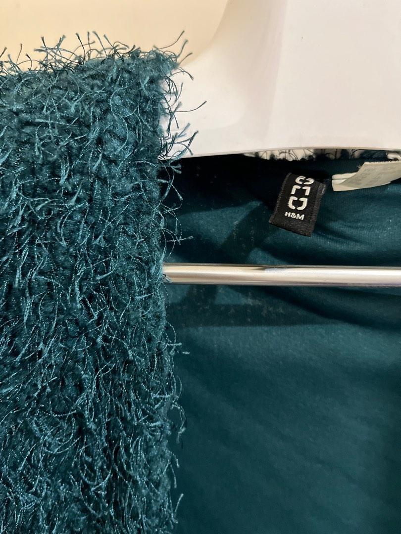 Christmas Fur Coat in Emerald Green (Category: Coats, Jackets and Outerwear) located in Pasay City. Submitted by anndeetree (Listing ID 1193869321, Image 3). Description: Decluttering Sale - negotiable - payment can be made via Gcash, Maya, BPI - pick up point is Pasay .