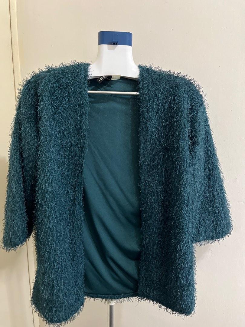 Christmas Fur Coat in Emerald Green (Category: Coats, Jackets and Outerwear) located in Pasay City. Submitted by anndeetree (Listing ID 1193869321, Image 1). Description: Decluttering Sale - negotiable - payment can be made via Gcash, Maya, BPI - pick up point is Pasay .