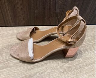 （分類：）位於 。 由 sell.n.recycle 提交（商品編號 1193891446，圖片 1）。簡介： 。