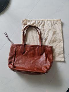 Fossil tote bag