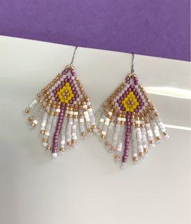 Dainty Fringe earrings in purple