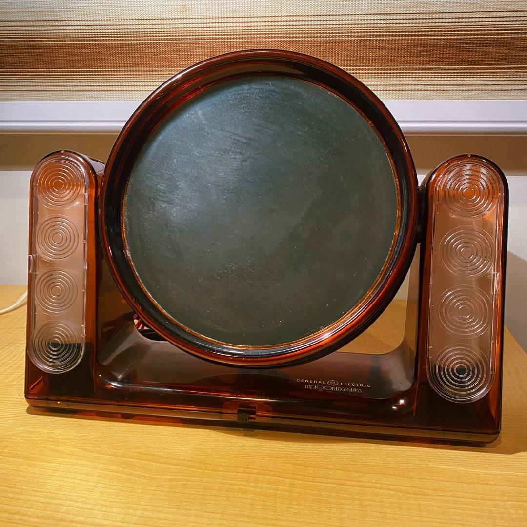 GE General Electric the looking glass Make up Mirror with Light
