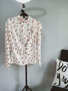 GUESS sheer printed ls top