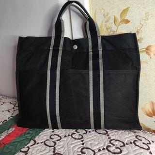Hermès Fourre Tout Black Canvas Tote Bag (Pre-Owned)