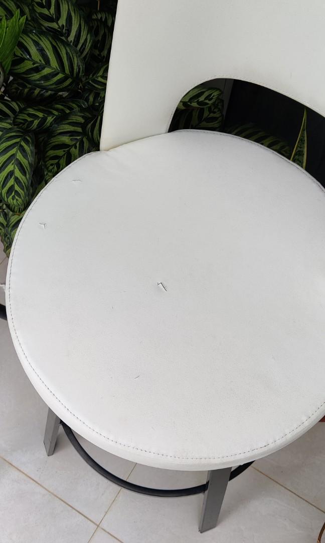 High glass table and 2 high chairs, Furniture & Home Living, Furniture