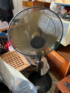 (Category: ) located in . Submitted by Simonlee008 (Listing ID 1193868094, Image 1). Description: .