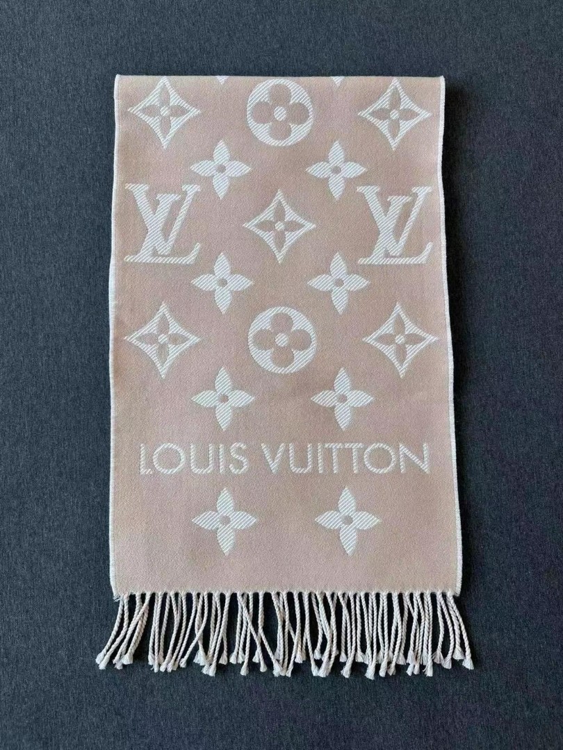 ふわふわ薄くて軽いあったかストール✨LOUIS VUITTON ウール100% www