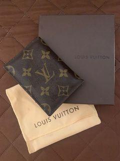 LV card holder monogram