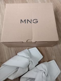 (Category: ) located in . Submitted by cjapparelontiktok (Listing ID 1193896180, Image 1). Description: .
