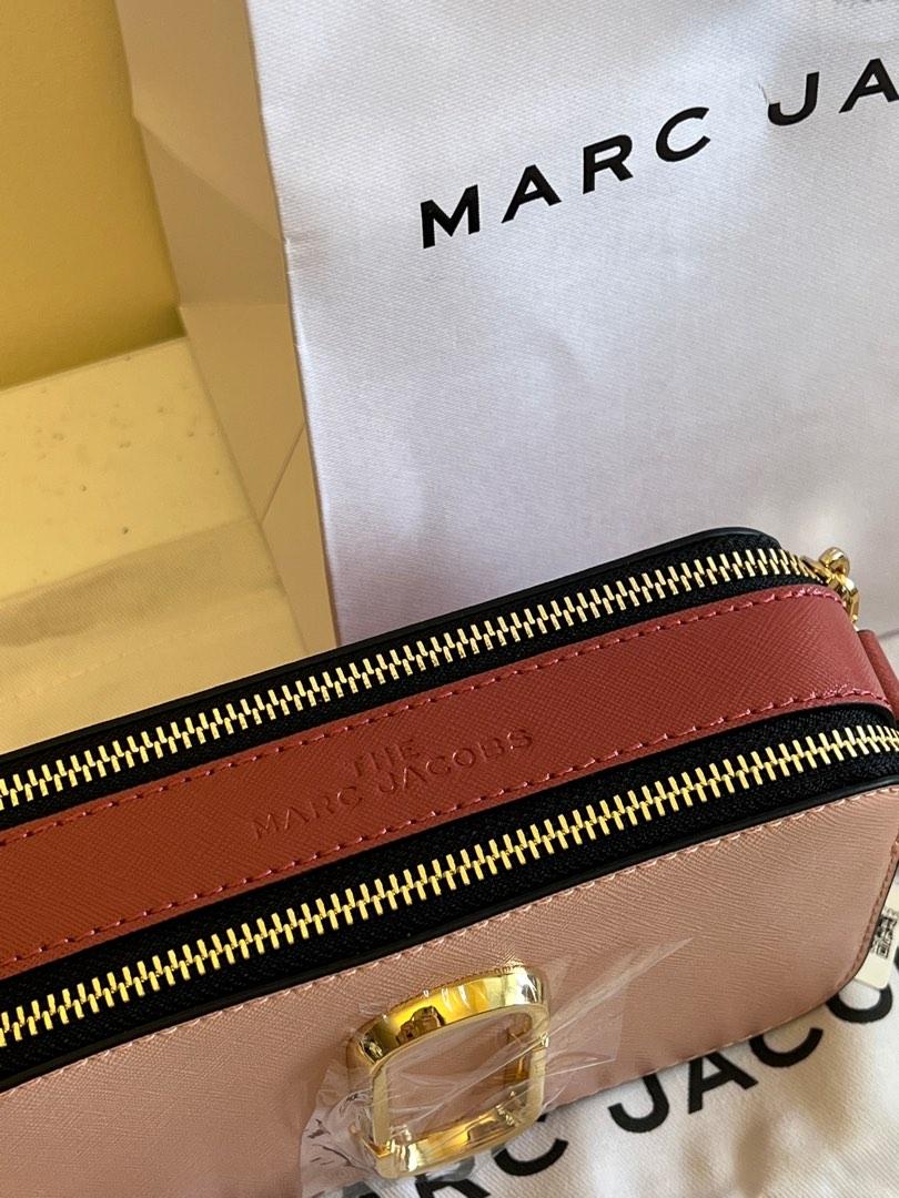 Marc Jacobs Snapshot Bag (Black/Red Colorway), Luxury, Bags & Wallets on  Carousell