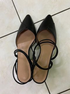 (Category: ) located in . Submitted by nabeila (Listing ID 1193971084, Image 1). Description: .
