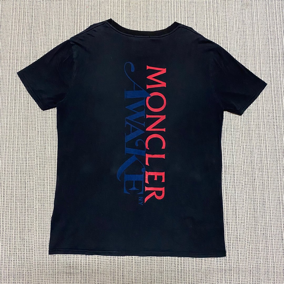 Moncler awake t shirt outlet