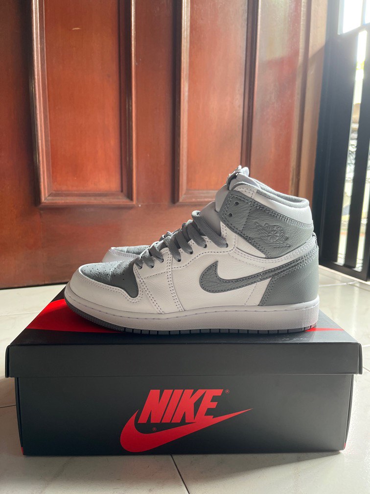 nike jordan 1 retro women