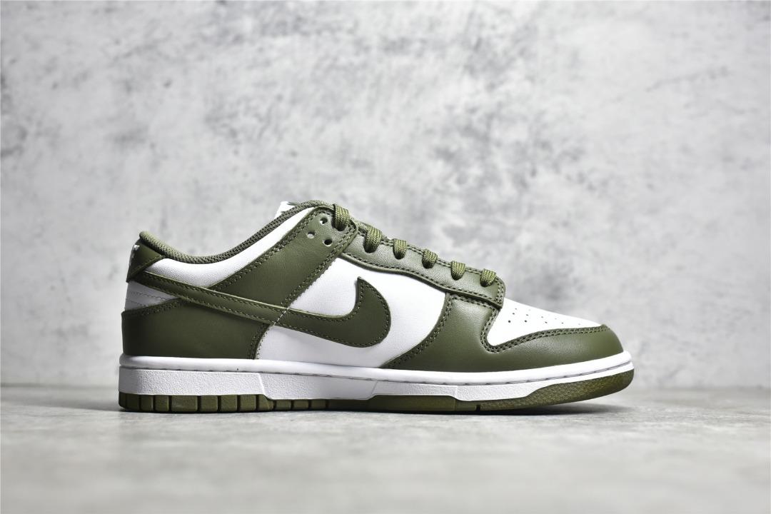Olive green deals sneakers nike