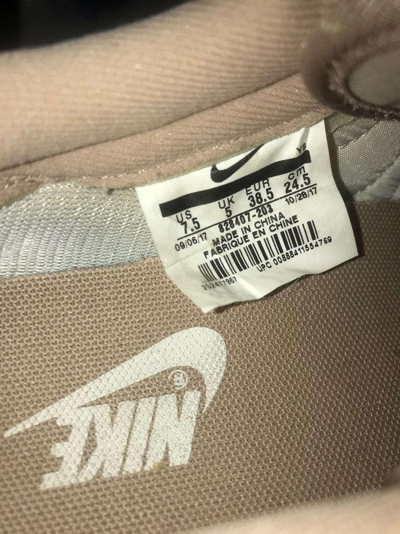 Original Nike shoes, Women's Fashion, Footwear, Sneakers on Carousell