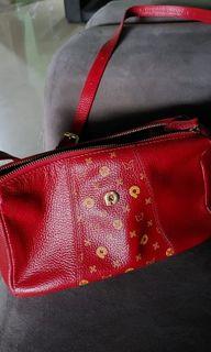 Papilon sling merah