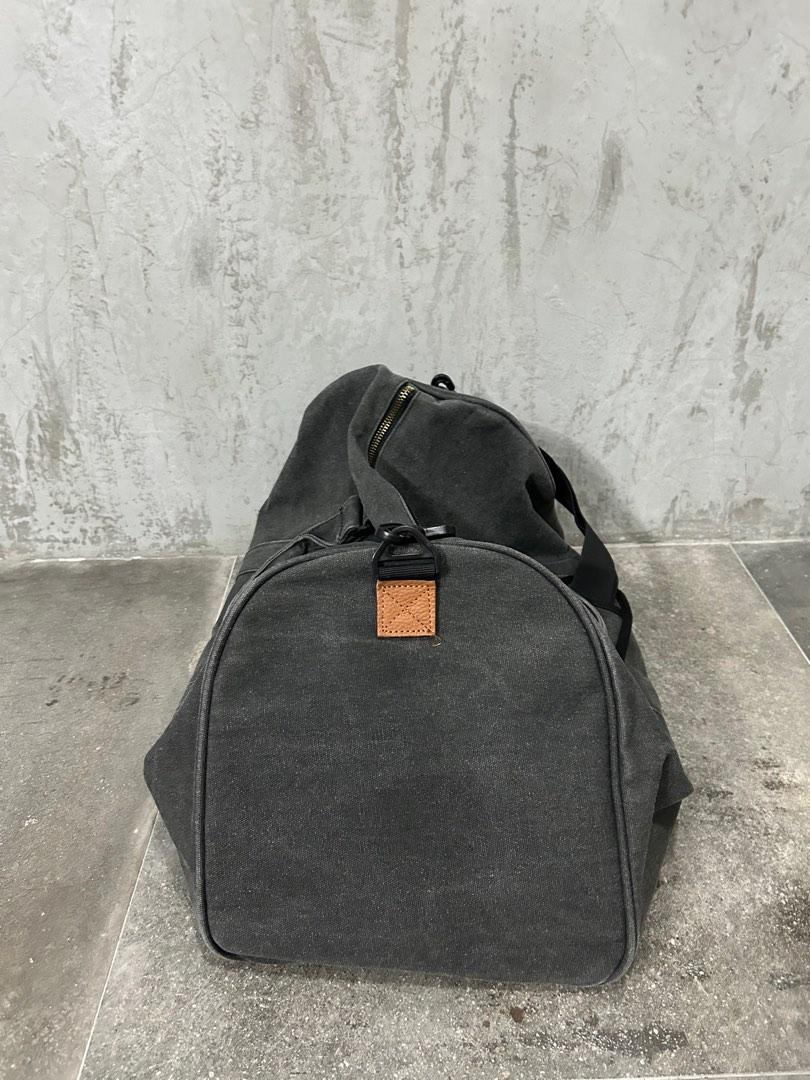 Preloved Herschel Novel Duffle Bag Canvas Dark Grey, Men's Fashion