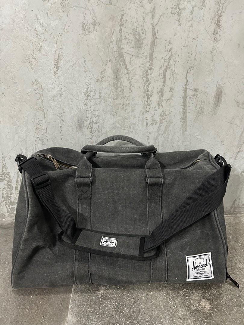 Preloved Herschel Novel Duffle Bag Canvas Dark Grey, Men's Fashion