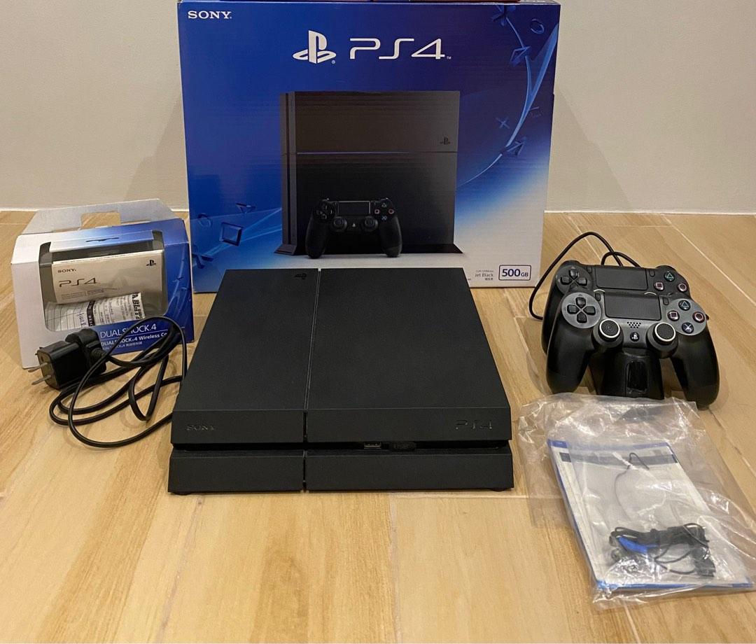 PS4 Jet Black 500 GB with two controllers & Final Fantasy X/X2 and
