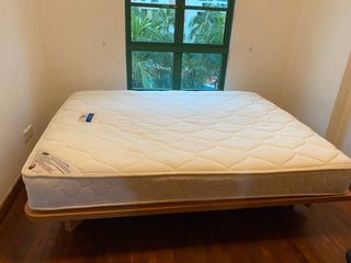 (Category: ) located in . Submitted by cueball88 (Listing ID 1193927898, Image 1). Description: .