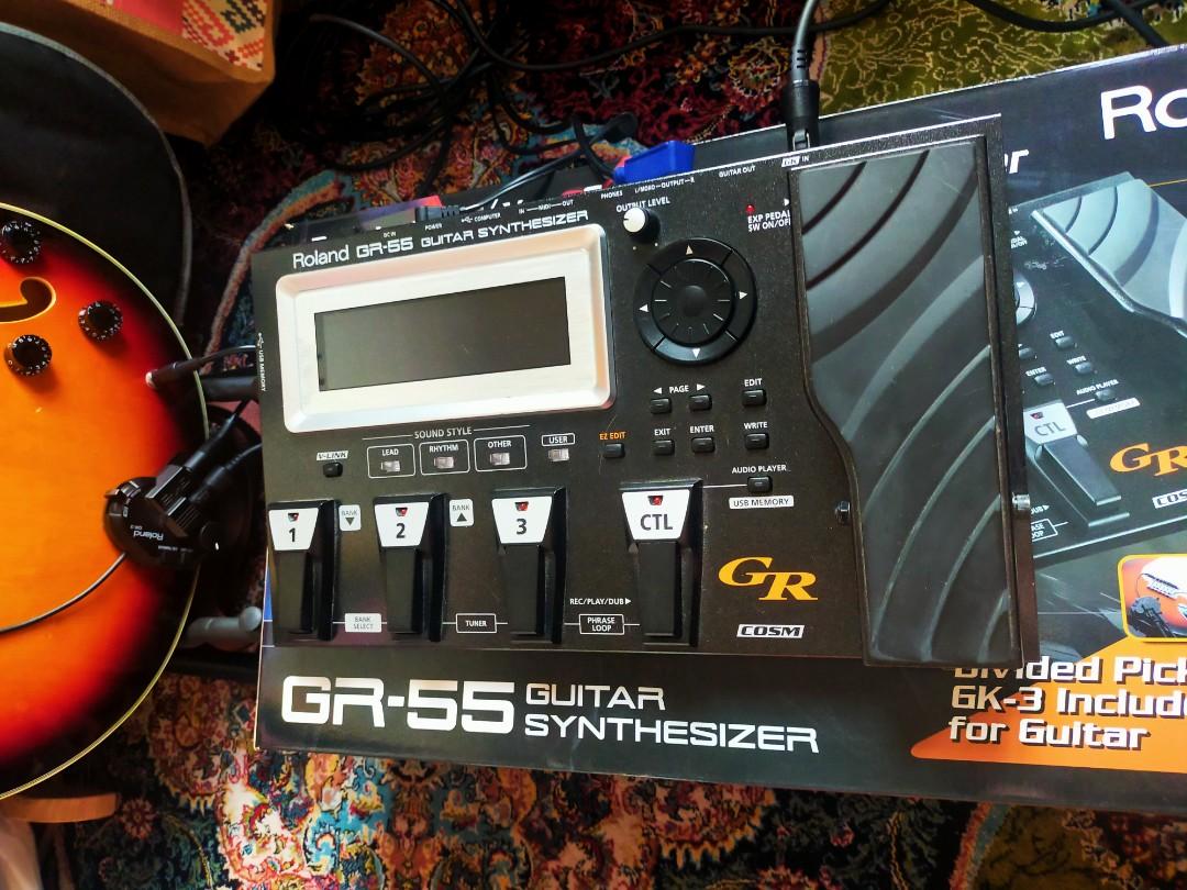  Roland GR-55 Guitar Synthesizer Black with GK-3