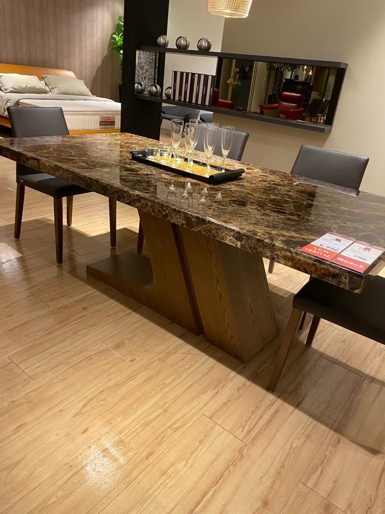 Rozel Marble Top Dining Table with Ash Venner Wooden Base Excellent