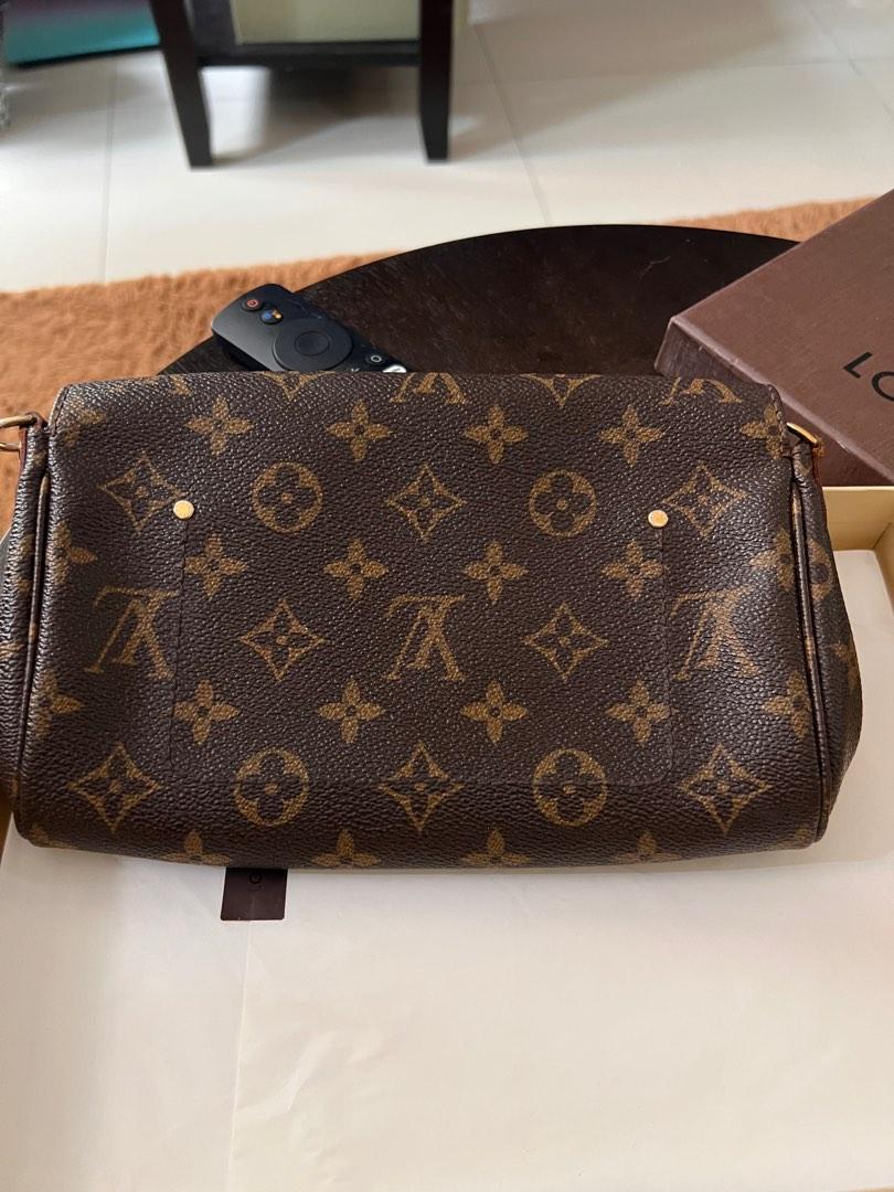 RUSH!! Authentic Louis Vuitton Favorite PM Monogram, Luxury, Bags