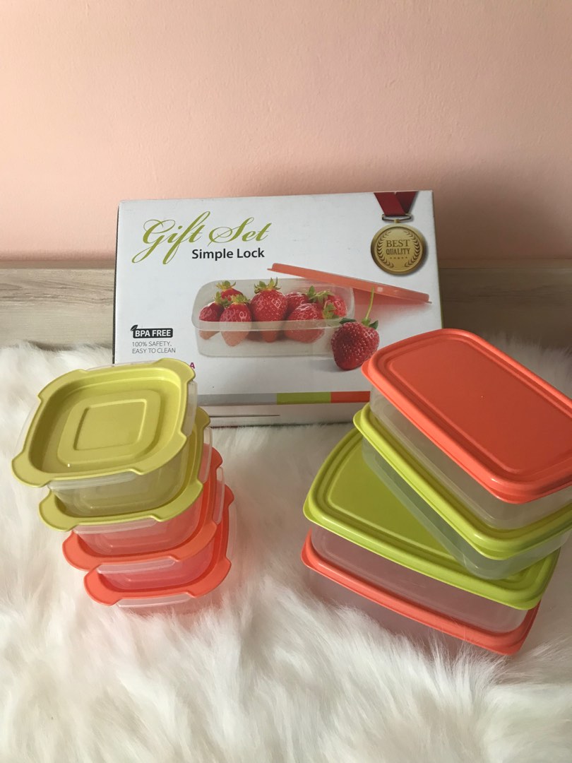 Simple Lock Plastic Container Gift set, Kitchen & Appliances di Carousell