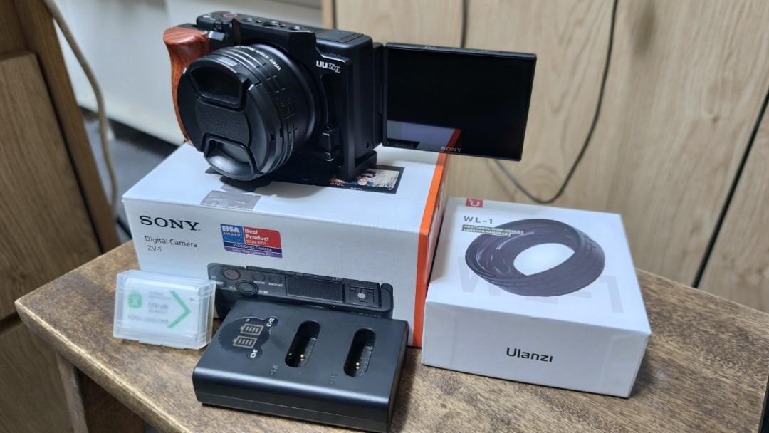 Sony zv1 + free casing + micro lens + battery+ SD card, Photography