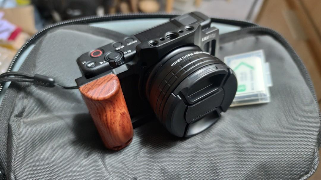 Sony zv1 + free casing + micro lens + battery+ SD card, Photography
