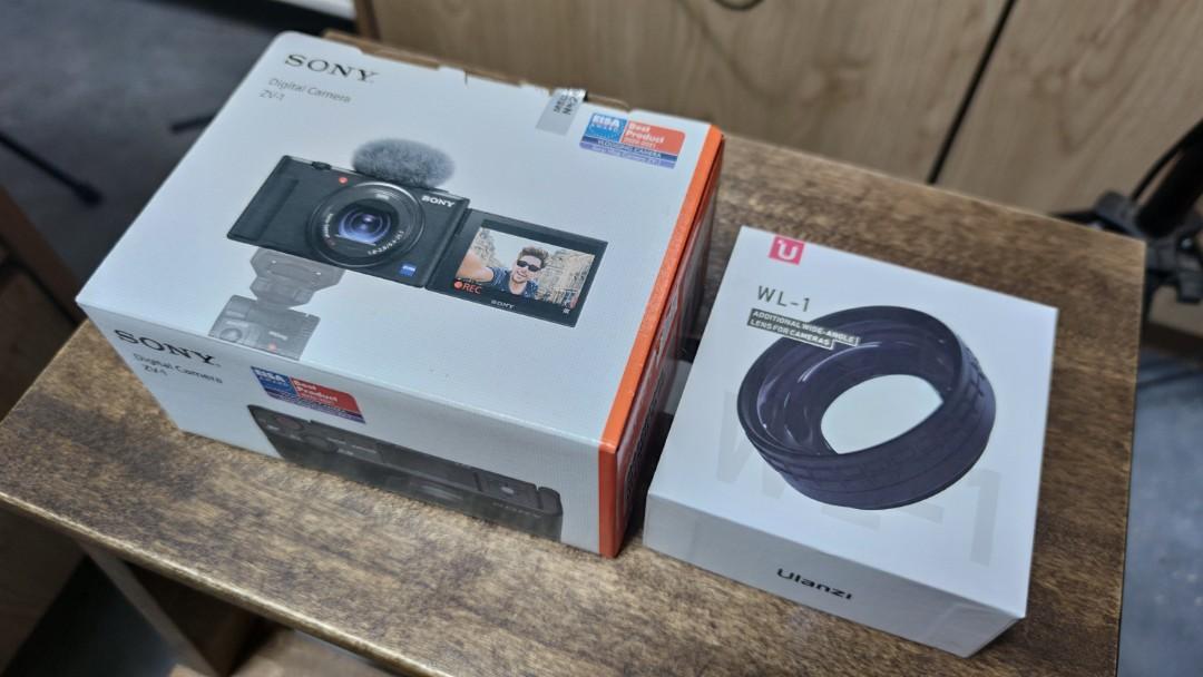 Sony zv1 + free casing + micro lens + battery+ SD card, Photography
