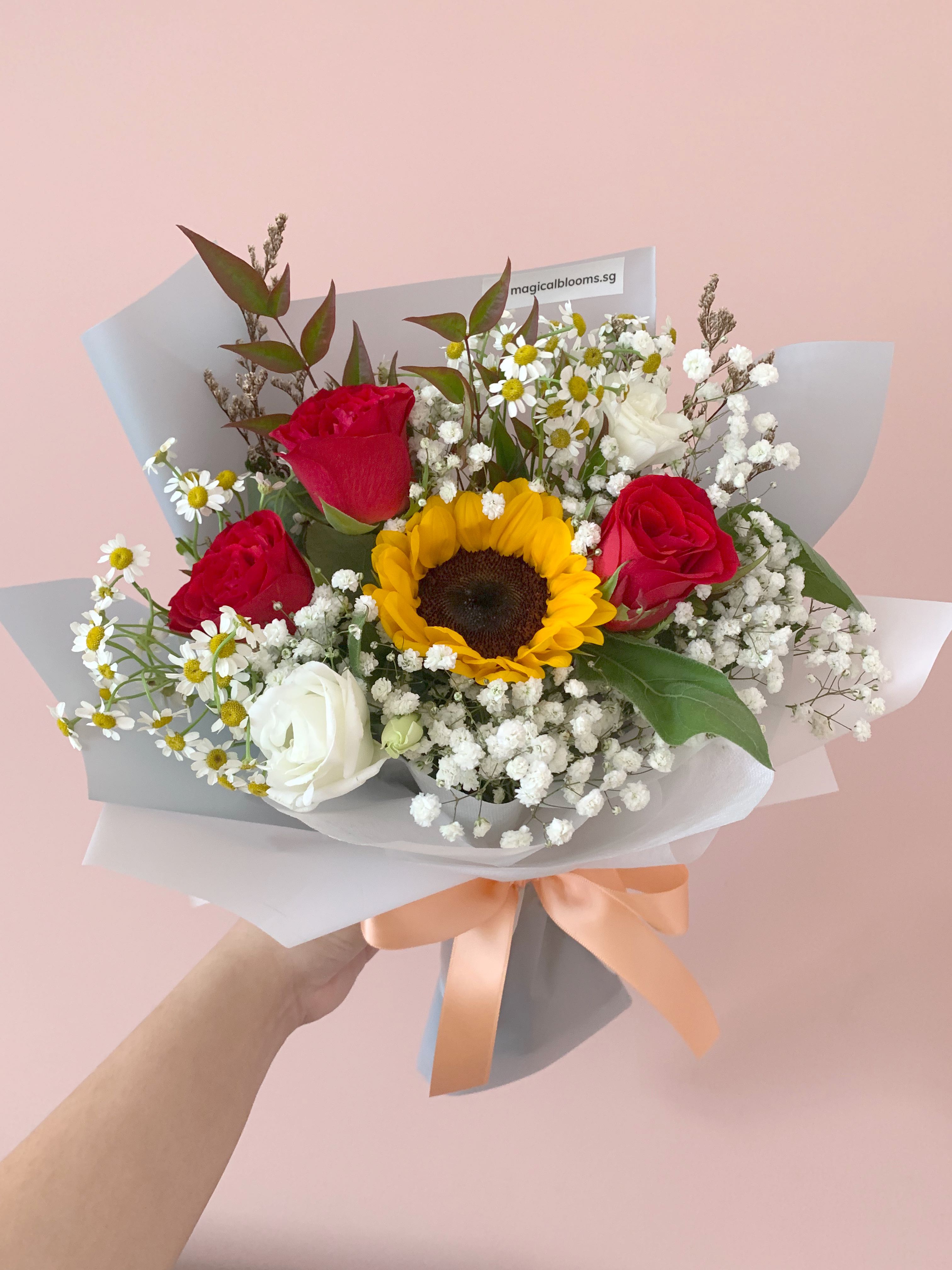 Sunflower and red rose birthday bouquet / Korean bouquet of Sunflowers